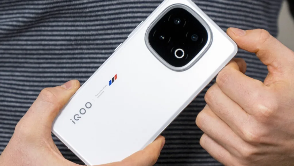 iQOO 15 Phone: Complete Price, Specifications, and Reviews for Indian Buyers